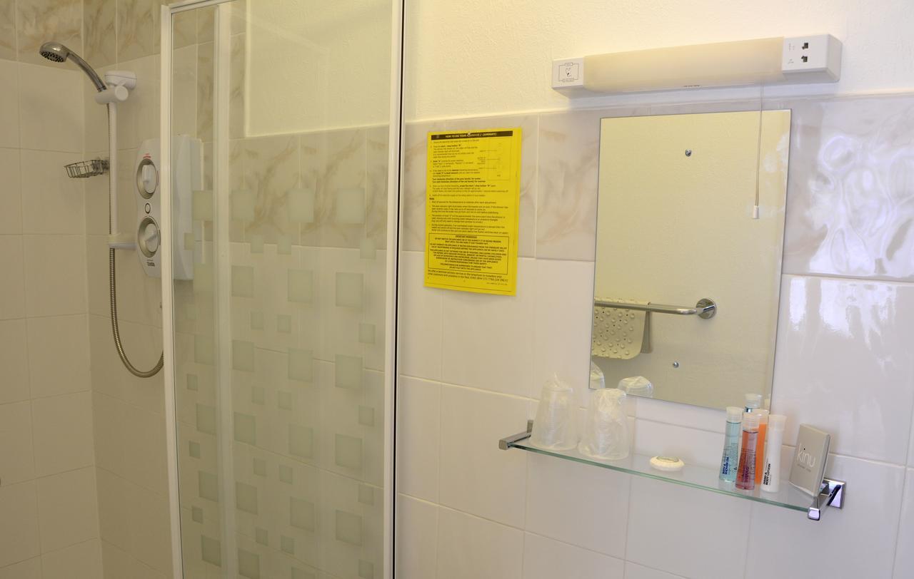 ריל The Cove Guest House מראה חיצוני תמונה