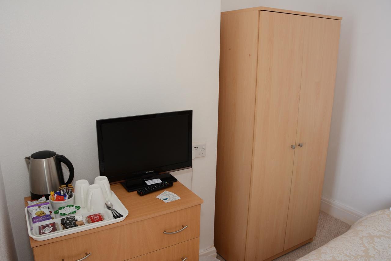 ריל The Cove Guest House מראה חיצוני תמונה